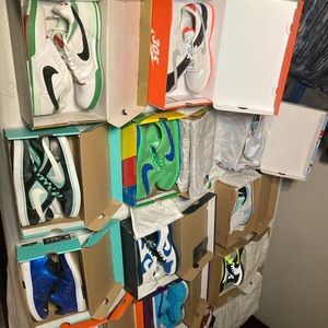 NikeDunks. Make an Offer!**sendofferdon’tbuypost*